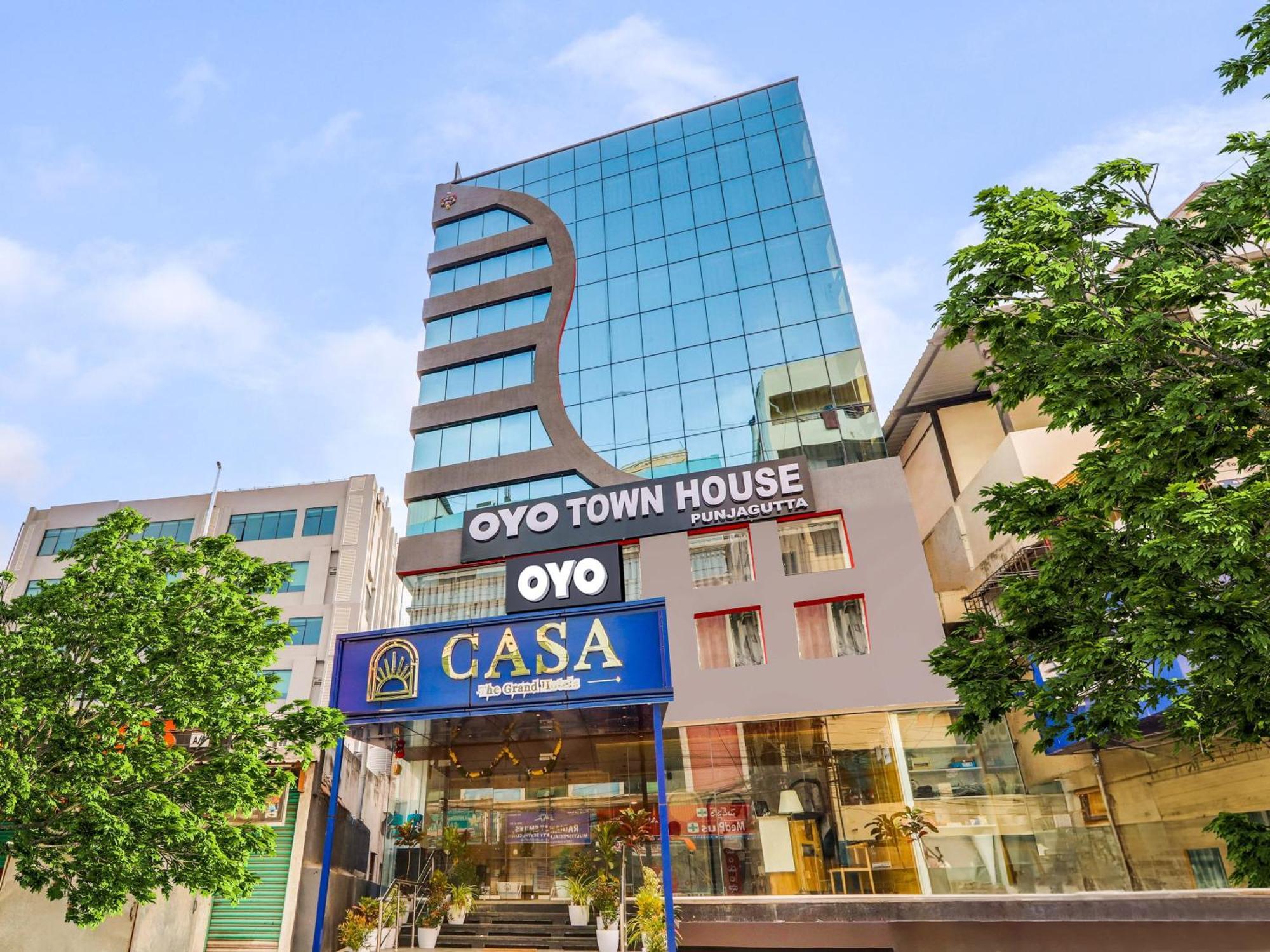 Townhouse Casa Grand Hotel Hyderabad Eksteriør billede